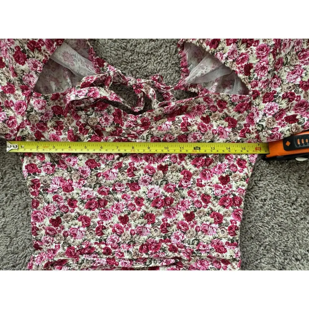 This beautiful Nasty Gal mini dress in size 4 features a vibrant floral print - Picture 8 of 12